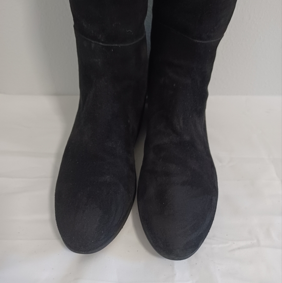 Stuart Weitzman Tall black suede boots size 9M MADE IN SPAIN - Picture 2 of 15